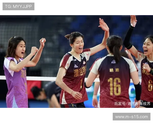 王蔷赛前训练专注，天津队教练陪同备战全运卫冕战