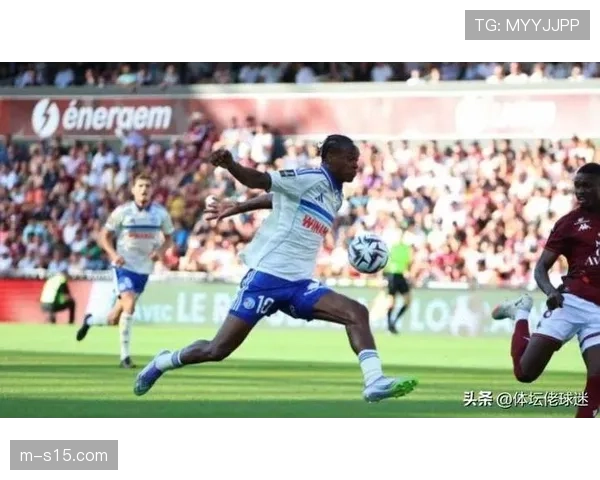 斯特拉斯堡新星帕尼切利迎考验，7球射手对决朗斯铁血防线