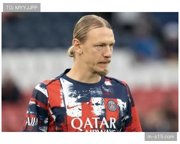 巴黎门将萨福诺夫对阵雷恩一役多次关键扑救，力保球门不失